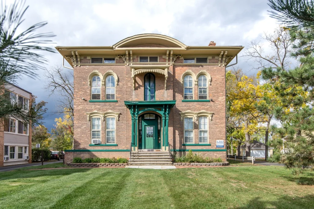 324 west forest home